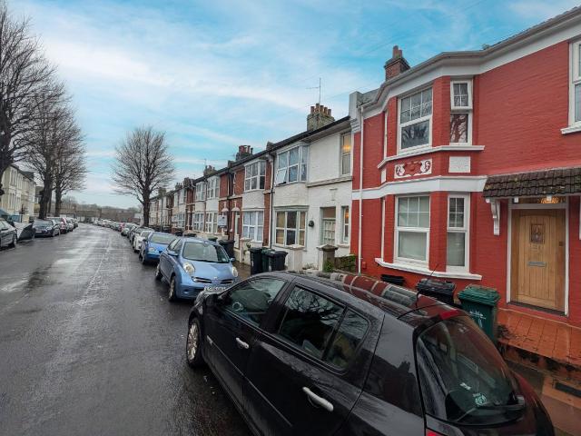 Riley Road, Brighton BN2, 4 bed terraced house to rent, £3,000 pcm | PrimeLocation