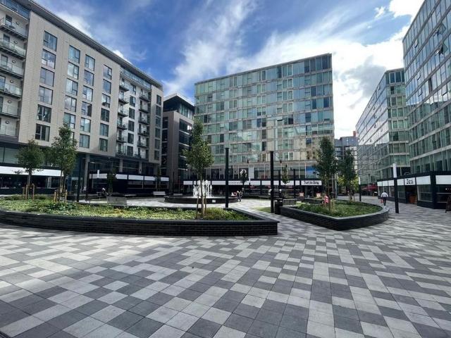 Rillaton Walk, Milton Keynes, MK9 2 bed apartment to rent £1,650 pcm £381 pw