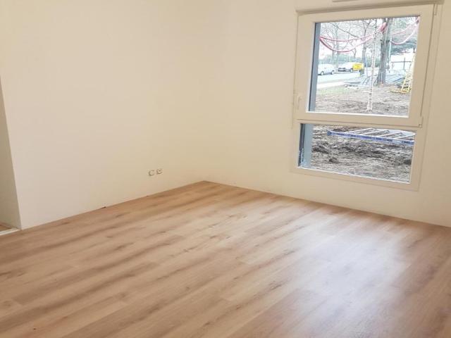 RILLIEUX LA PAPE Appartement T3 en rez de chaussée.