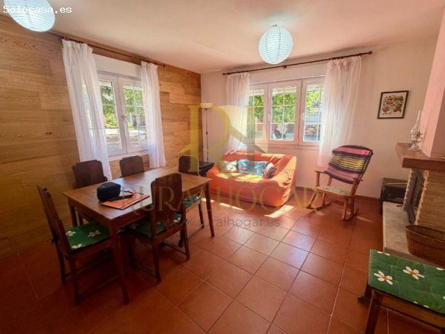 RILLO DE GALLO: CASA CON ENCANTO Y ESPACIO MULTIUSOS !