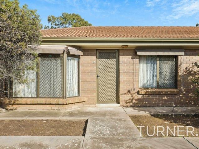 Ripe for renovation Single storey homette in a great location