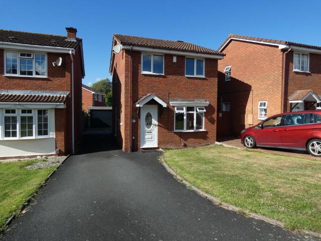 Ripley Close, Leegomery 3 bed detached house to rent £1,100 pcm £254 pw