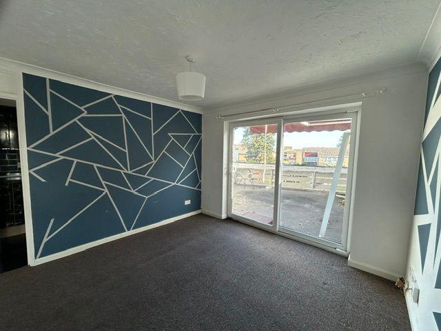 Ripley Walk, Corby NN18, 2 bed flat to rent, £750 pcm | PrimeLocation
