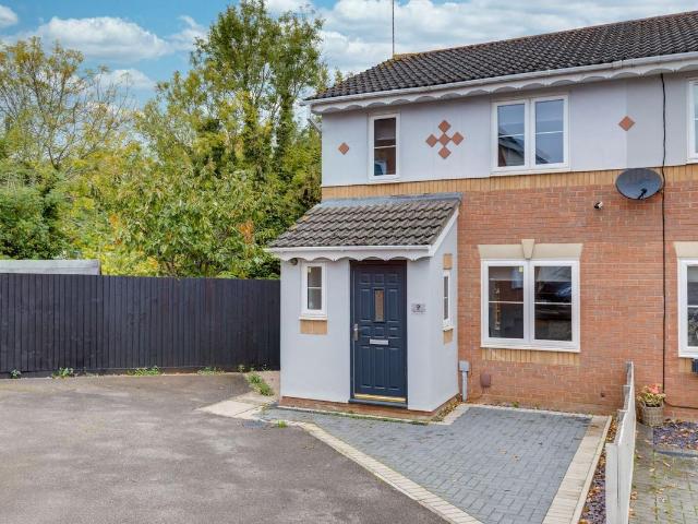 Ripon Close, Sandringham Gardens, Northampton NN4, 3 bed semi detached house to rent, £1,300 pcm | PrimeLocation