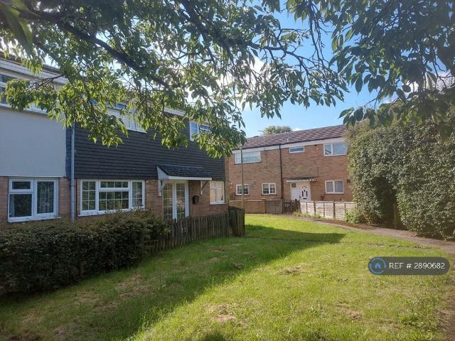 Ripon Road, Stevenage, SG1 4 bed semi detached house to rent £1,950 pcm £450 pw