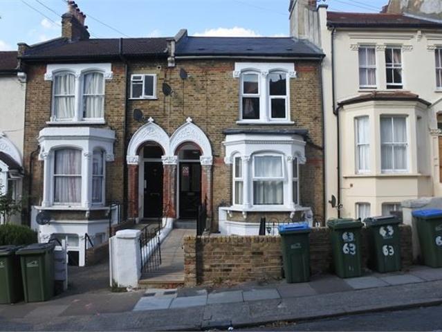 Ripon Road, Woolwich, London SE18, 2 bed flat to rent, £1,800 pcm | PrimeLocation
