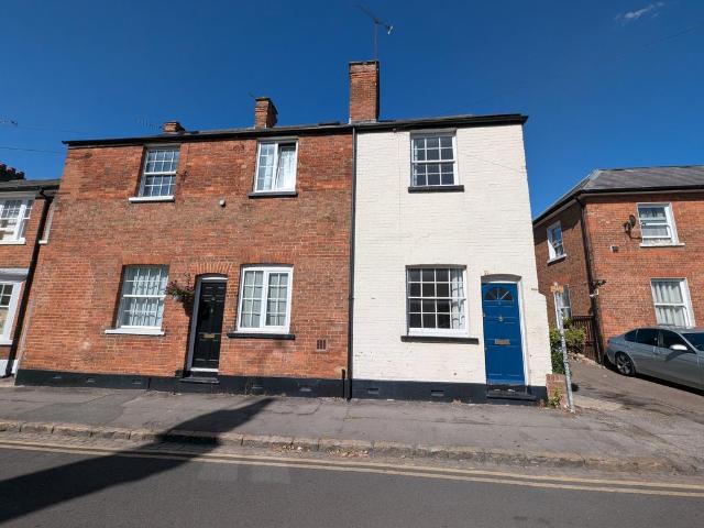 Ripon Street, Aylesbury HP20 2 bed end of terrace house to rent £1,300 pcm £300 pw