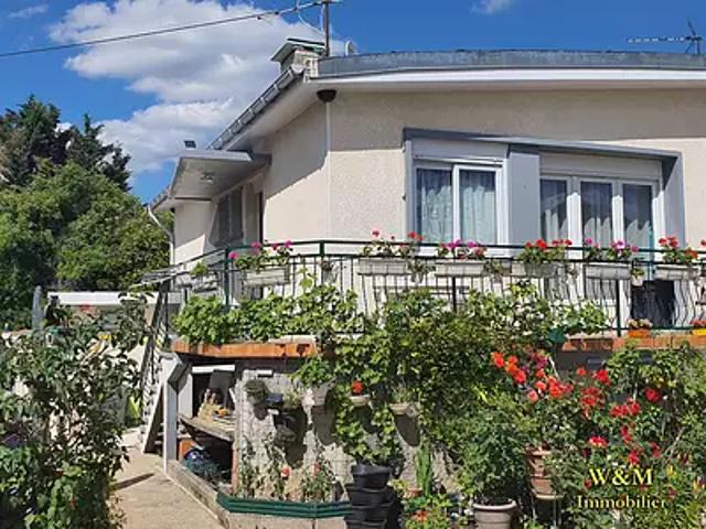 Ris Orangis 91130 Location maison 4 pièces t4 au dernier étage
