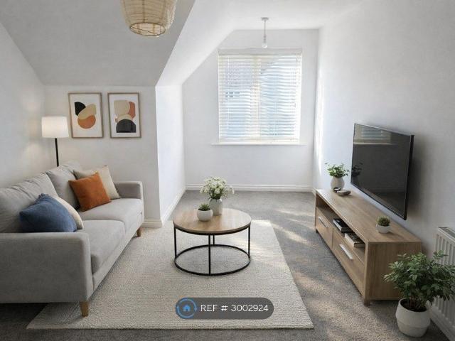 Risborough Lane, Folkestone CT19, 1 bed flat to rent, £925 pcm | PrimeLocation