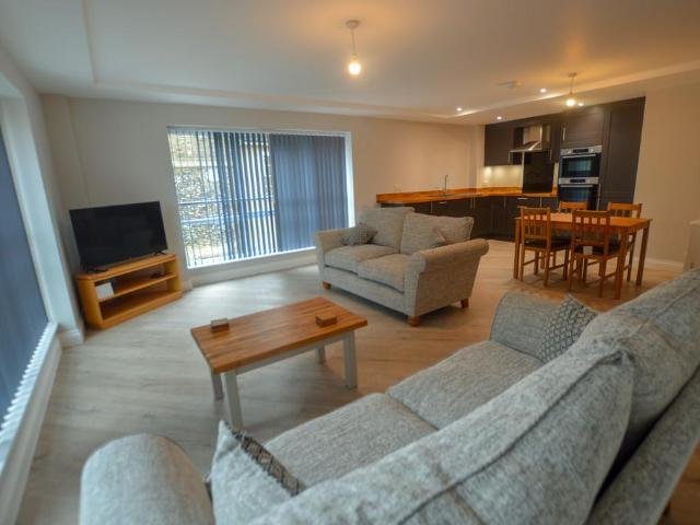 Risbygate Street, Bury St. Edmunds 2 bed apartment to rent £2,350 pcm £542 pw