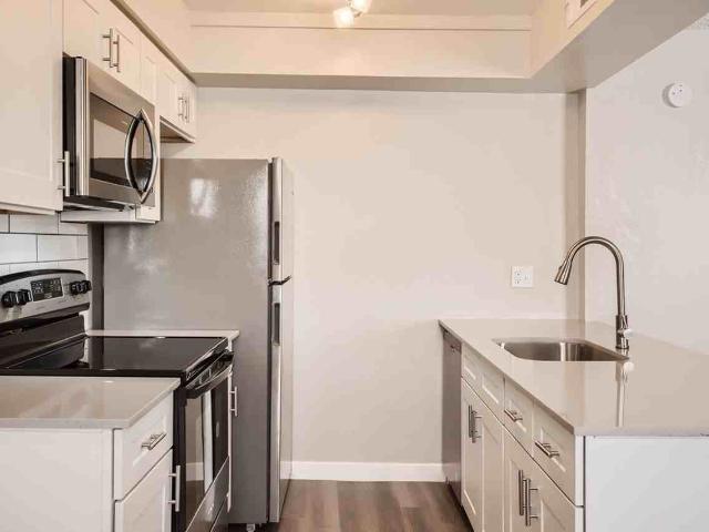 Rise Desert West Studio Apartment for Rent at 6131 W Thomas Rd, Phoenix, AZ 85033