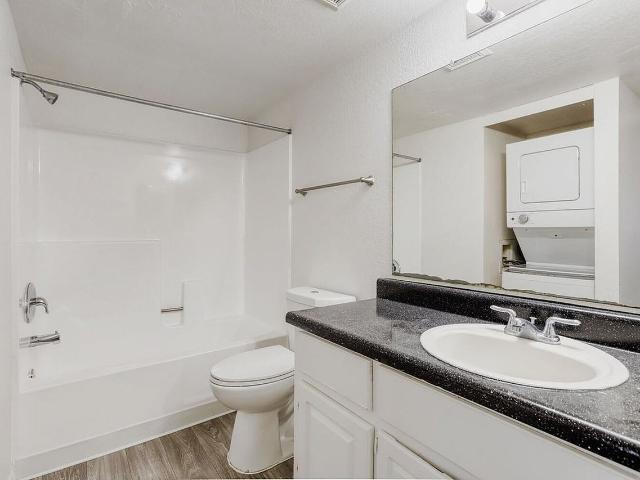 Rise Valley Heights 2 Bedroom Apartment for Rent at 1050 W 8th Ave, Mesa, AZ 85210 Fiesta Park Village