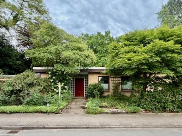 Rissen Bungalow mit Entwicklungspotential *courtagefrei