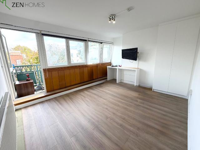 Ritson House, Caledonian Road, London N1, 3 bed flat to rent, £3,100 pcm | PrimeLocation