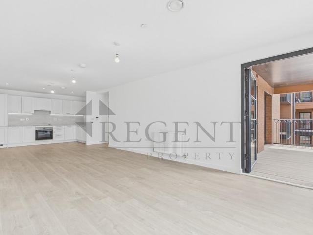 Rivulet Apartments, Burlington Rd, KT3 2 bed apartment to rent £2,500 pcm £577 pw