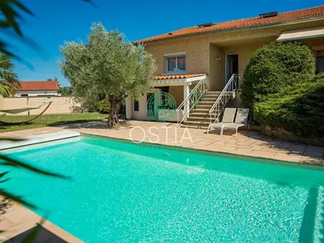 Rive de Gier 42800 Achat / Vente maison 7 pièces t7 au dernier étage piscine