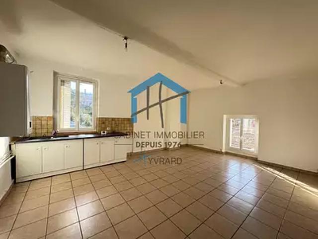 Rive de Gier 42800 Location appartement 6 pièces t6 au dernier étage