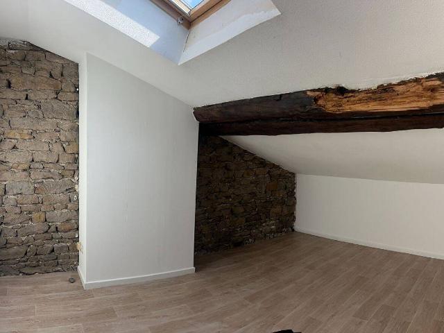 RIVE DE GIER T3 Duplex 60m2 rue Emile Zola