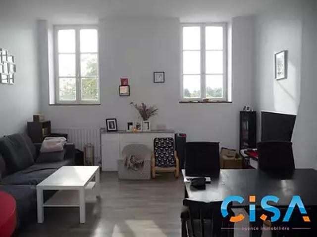Rivecourt 60126 Location appartement 4 pièces t4 au dernier étage parking