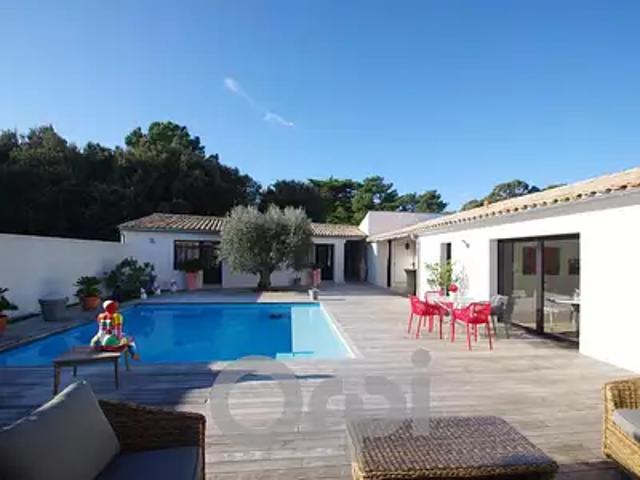 Rivedoux Plage 17940 Achat / Vente maison 6 pièces t6 piscine jardin