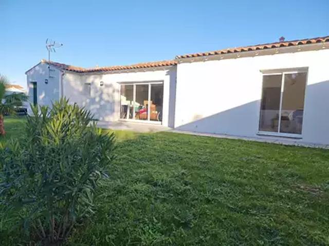 Rivedoux Plage 17940 Location maison 4 pièces t4 jardin terrasse