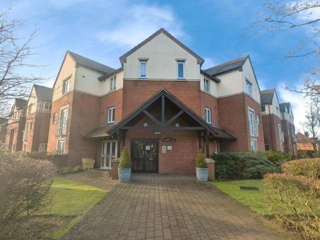 Rivendell Court, Stratford Road, Birmingham B28, 1 bed flat to rent, £895 pcm | PrimeLocation