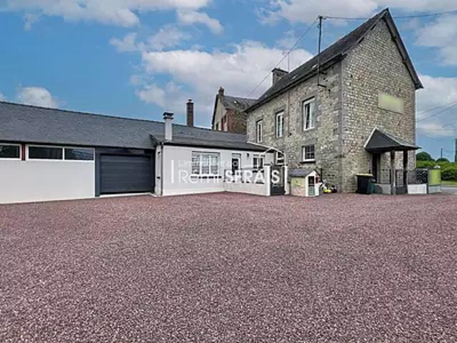 Rives d'Andaine 61410 Achat / Vente maison 8 pièces t8 au dernier étage jardin