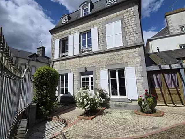 Rives d'Andaine 61410 Achat / Vente maison 9 pièces t9 parking