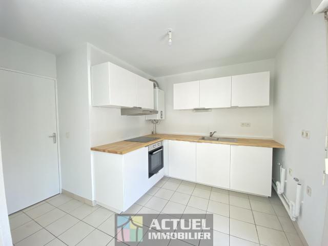 RIVES DU LEZ APPARTEMENT 3 PIECES AVEC TERRASSE BALCON ET GARAGE