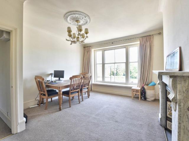 River Terrace, Henley On Thames RG9, 1 bed flat to rent, £1,600 pcm | PrimeLocation