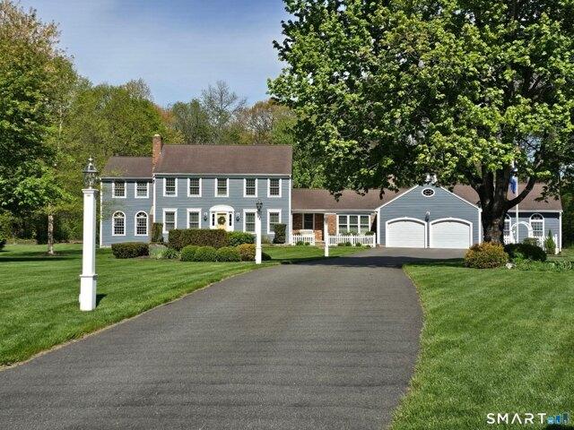 River View Ct, Cheshire, Home For Sale
