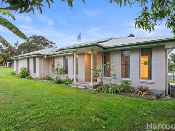 River views and small acres right in town!