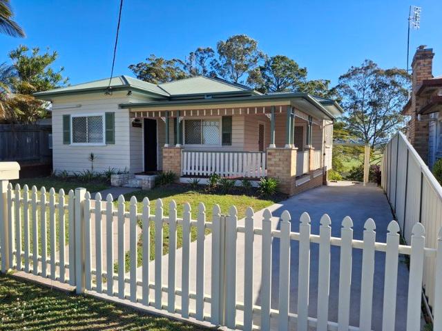 River Views High In West | 2 Bed + 1 Bath