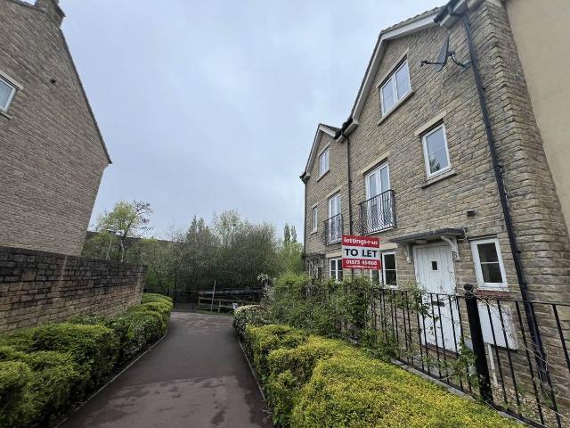 River Walk, Frome, Somerset BA11, 4 bed property to rent, £1,750 pcm | PrimeLocation