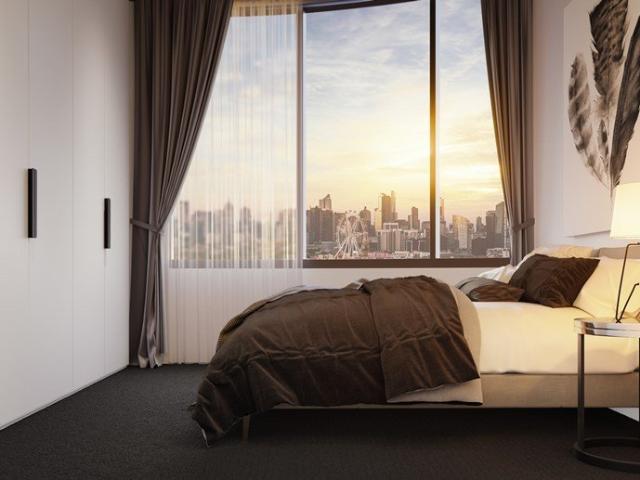 River & Bay View: 2 Bedroom & 2 Bathroom Apartment with Carpark and Balcony!