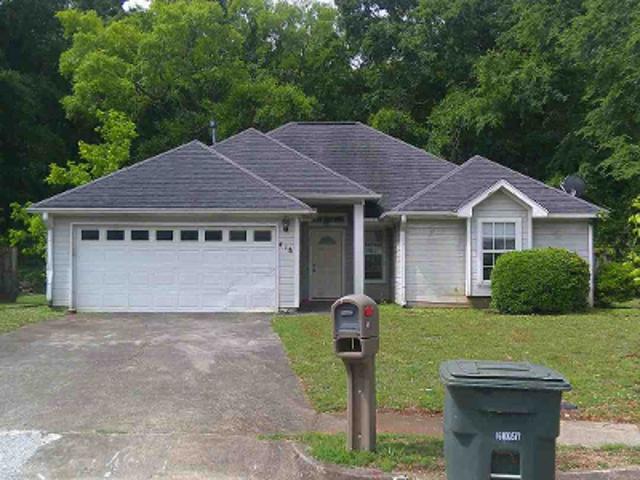River Bend Dr SW