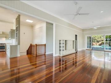 River & City Views, Backing onto Rare City Bushland!