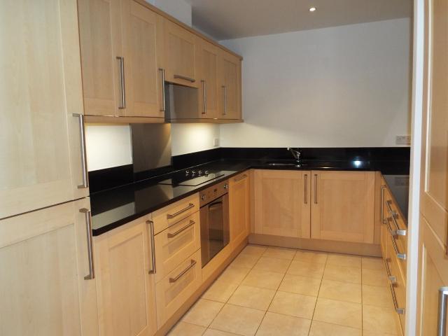 River Crescent, Nottingham NG2, 2 bed flat to rent, £1,350 pcm | PrimeLocation