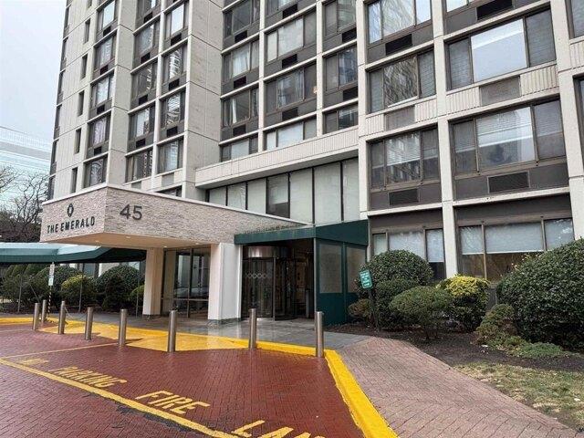 River Dr S Apt,jersey City, Condo For Sale