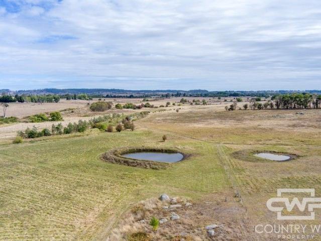 River Front Acreage Close to Town