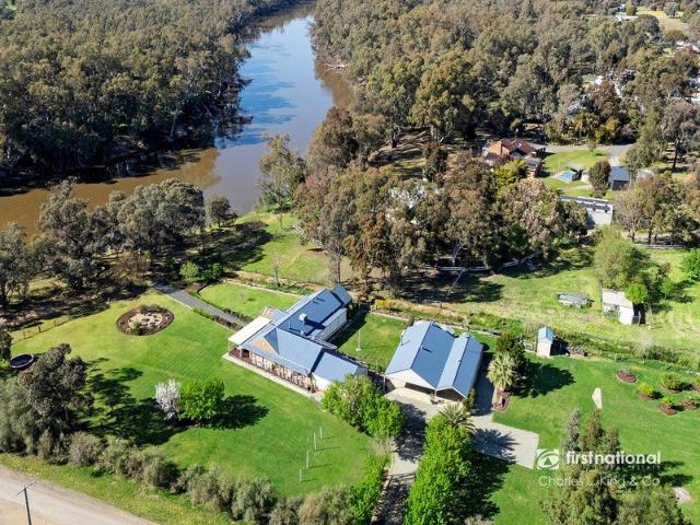 River frontage. Private jetty. 50 acres of forest next door
