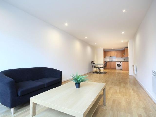 River Heights, Lancefield Quay, Glasgow, G3 8JF