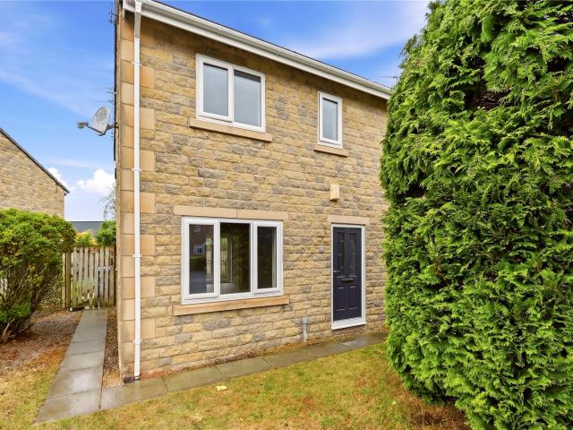 River Lea Gardens, Clitheroe, Lancashire, BB7 1QQ