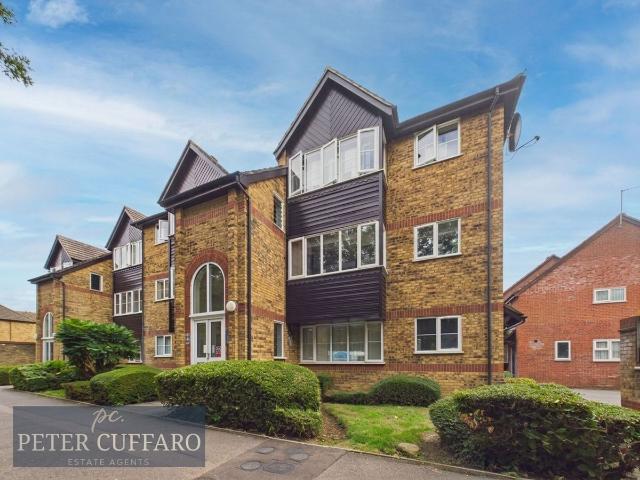 River Meads, Stanstead Abbotts SG12, 1 bed property to rent, £1,100 pcm | PrimeLocation