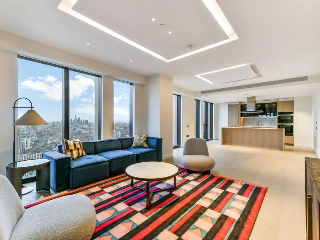 River Park Tower, Nine Elms Lane. 3 bed flat to rent £11,332 pcm £2,615 pw