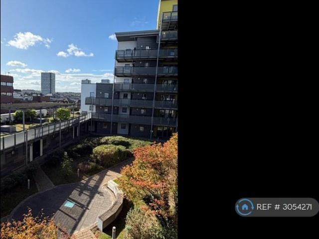 River Quarter, Sunderland, SR1 2 bed flat to rent £1,200 pcm £277 pw