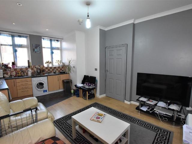River Soar Living, Western Road, Leicester LE3, 1 bed flat to rent, £625 pcm | PrimeLocation