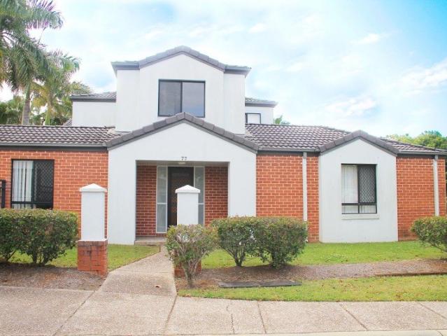 RIVER SPRINGS COUNTRY CLUB LARGEST HOME IN THE ESTATE 241SM VACANT AND READY FOR QUICK SETTLEMENT