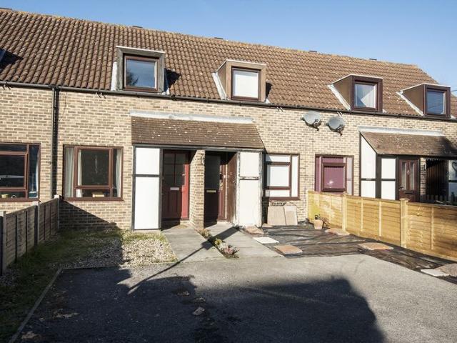 Rivernook Close, Walton On Thames KT12, 1 bed terraced house to rent, £1,450 pcm | PrimeLocation