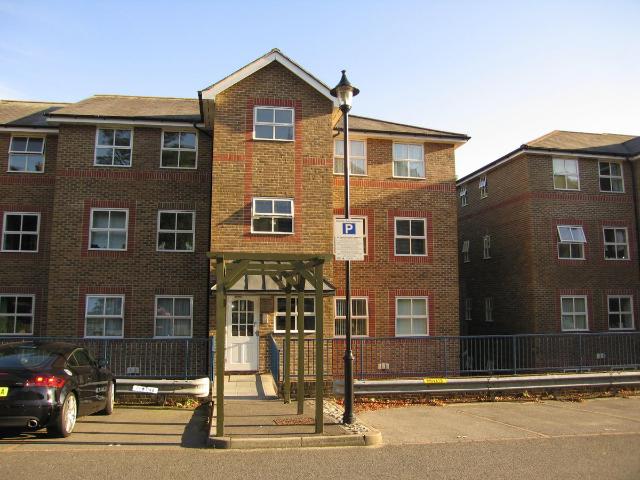 Riverbank Close, Kent ME15, 2 bed flat to rent, £1,100 pcm | PrimeLocation